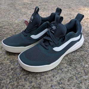 Brand new Vans Ultrarange Rapiweld